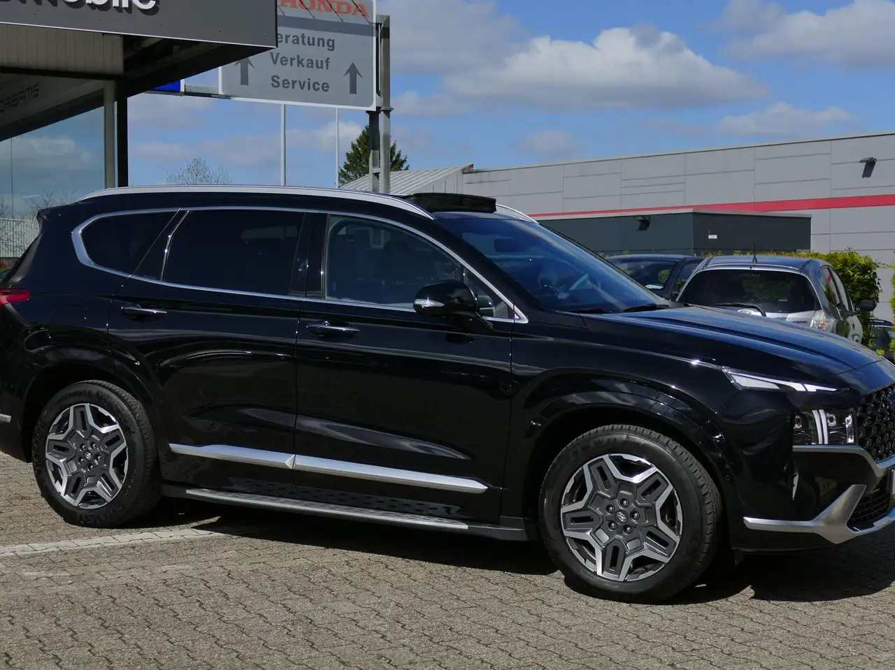 Hyundai SANTA FE SANTA FE 1.6 PHEV 4WD Signature*StHz*PANO*AHK* 3