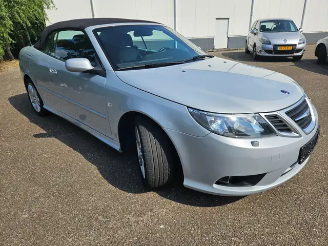 Saab 9-3 1.9 Cabriolet TiD Vector