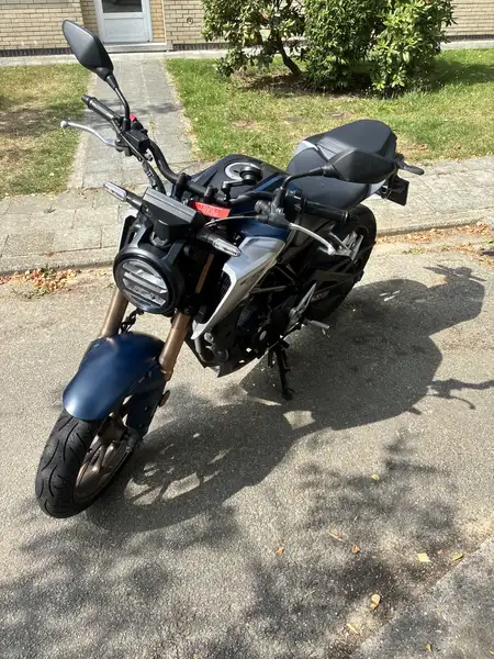 Honda CB 125 - foto 3