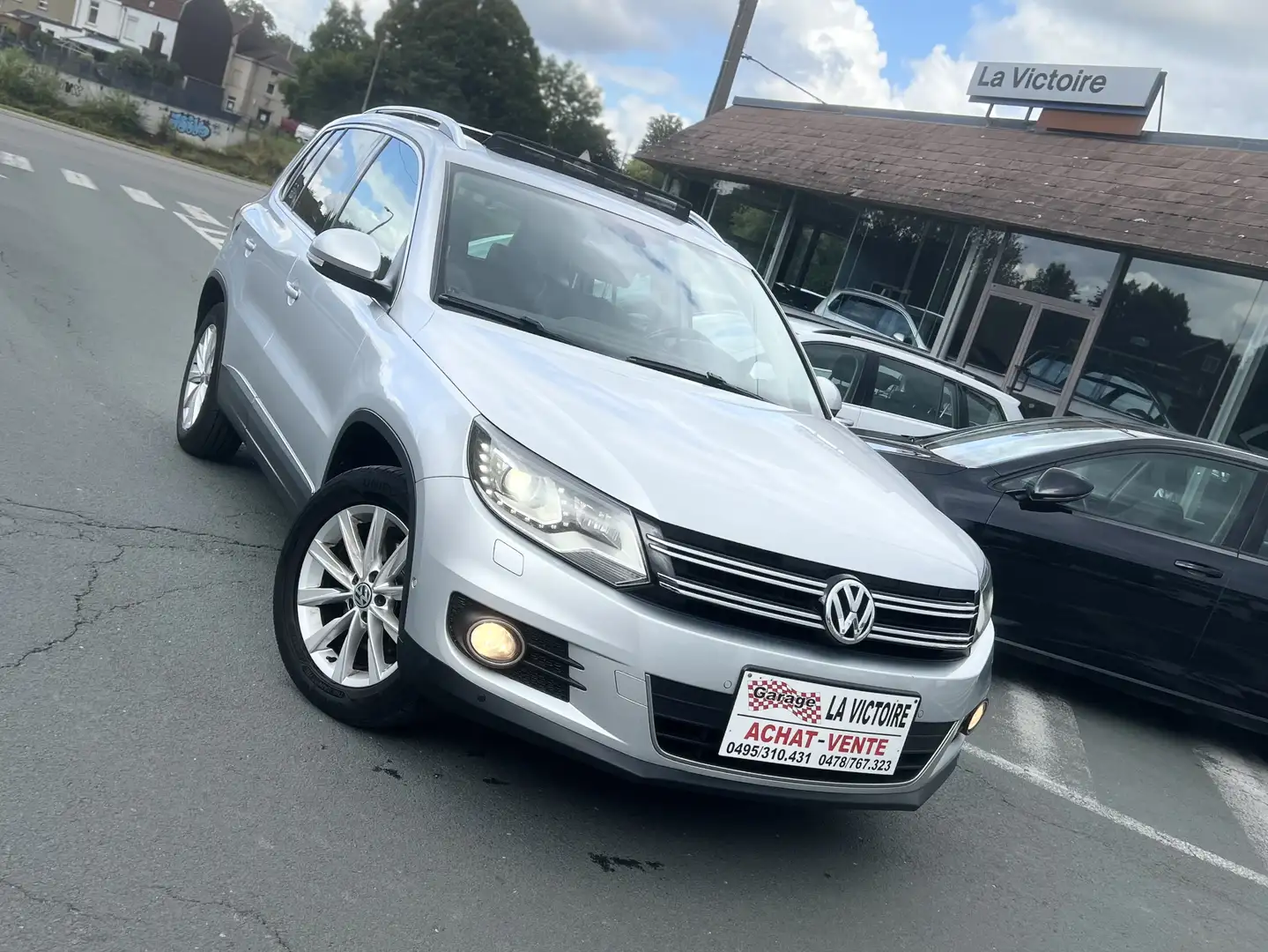 Volkswagen Tiguan 1.4 TSI Sport DSG boite automatique Full Option Argent - 1