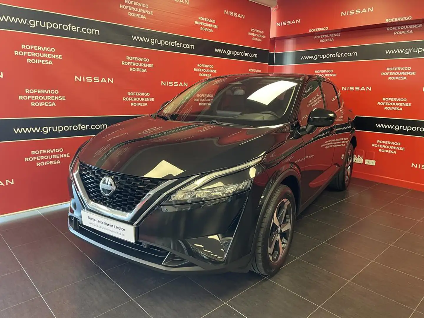 Nissan Qashqai 1.3 DIG-T mHEV 12V N-Connecta 4x2 103kW Noir - 1