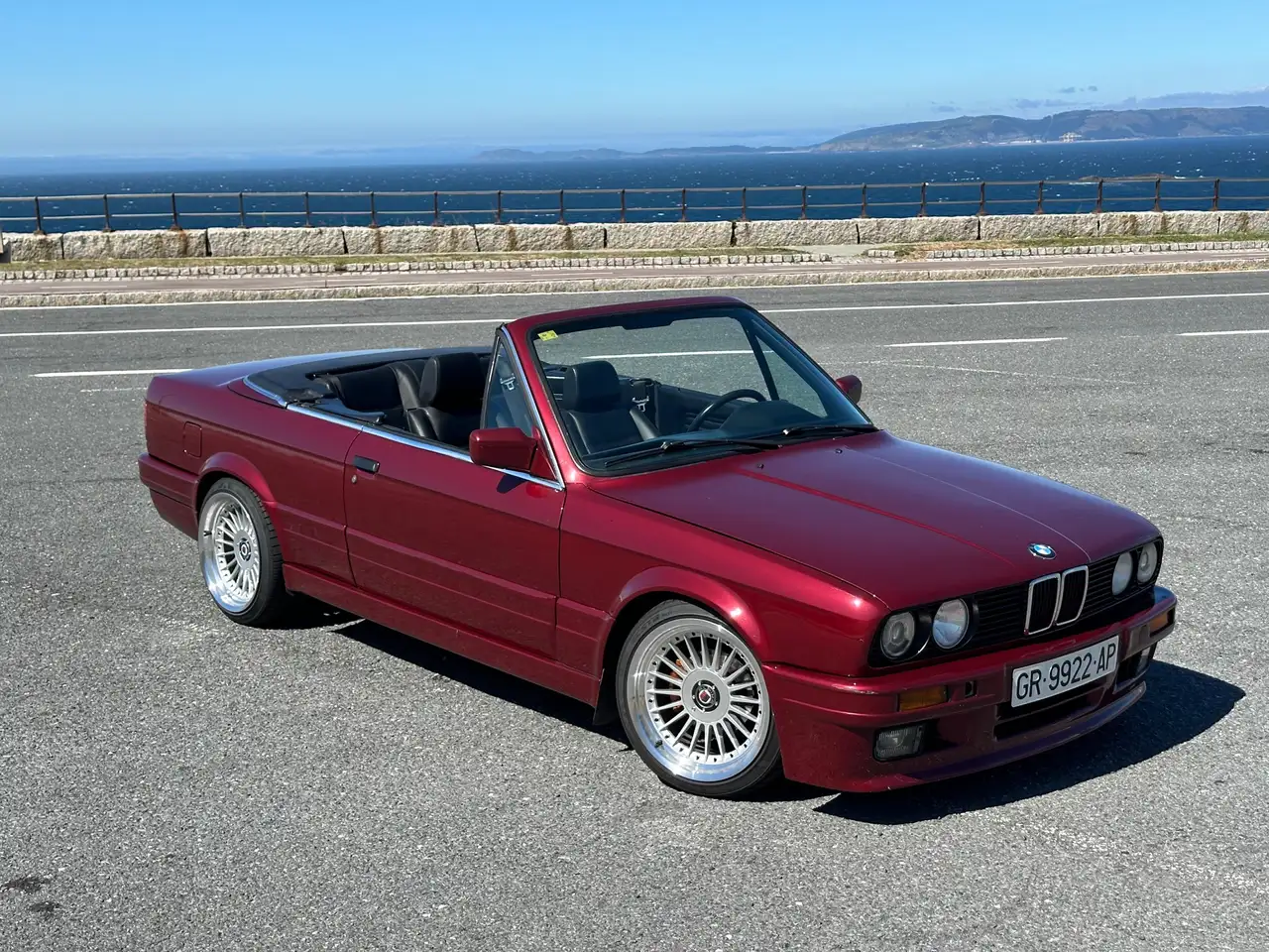 BMW 318i Cabriolet, foto 2
