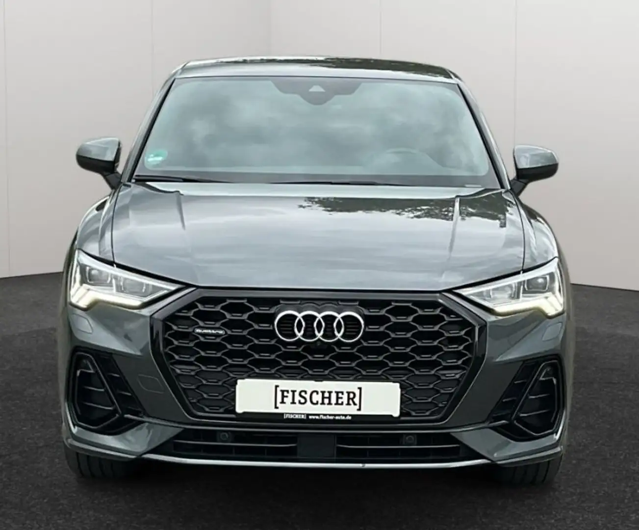 Audi Q3 Sportback 35 2.0 tdi S line 150cv 2021 Quattro Grigio - 2