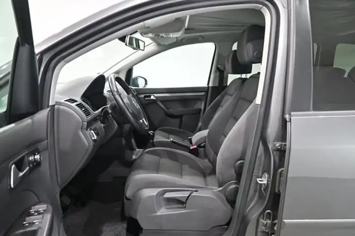 Volkswagen Touran 2.0 TDI Advance 2014, foto 10