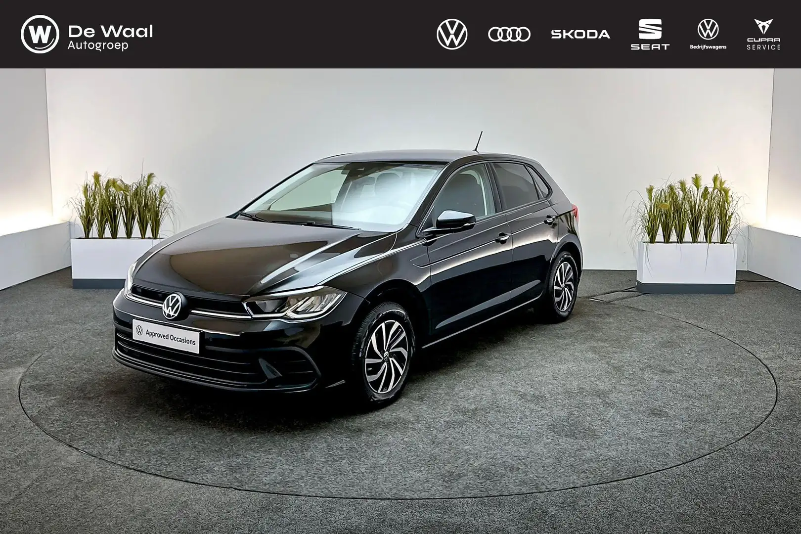 Volkswagen Polo 1.0 TSI 95pk DSG Life | Parkeersensoren V+A, Achte Negro - 1