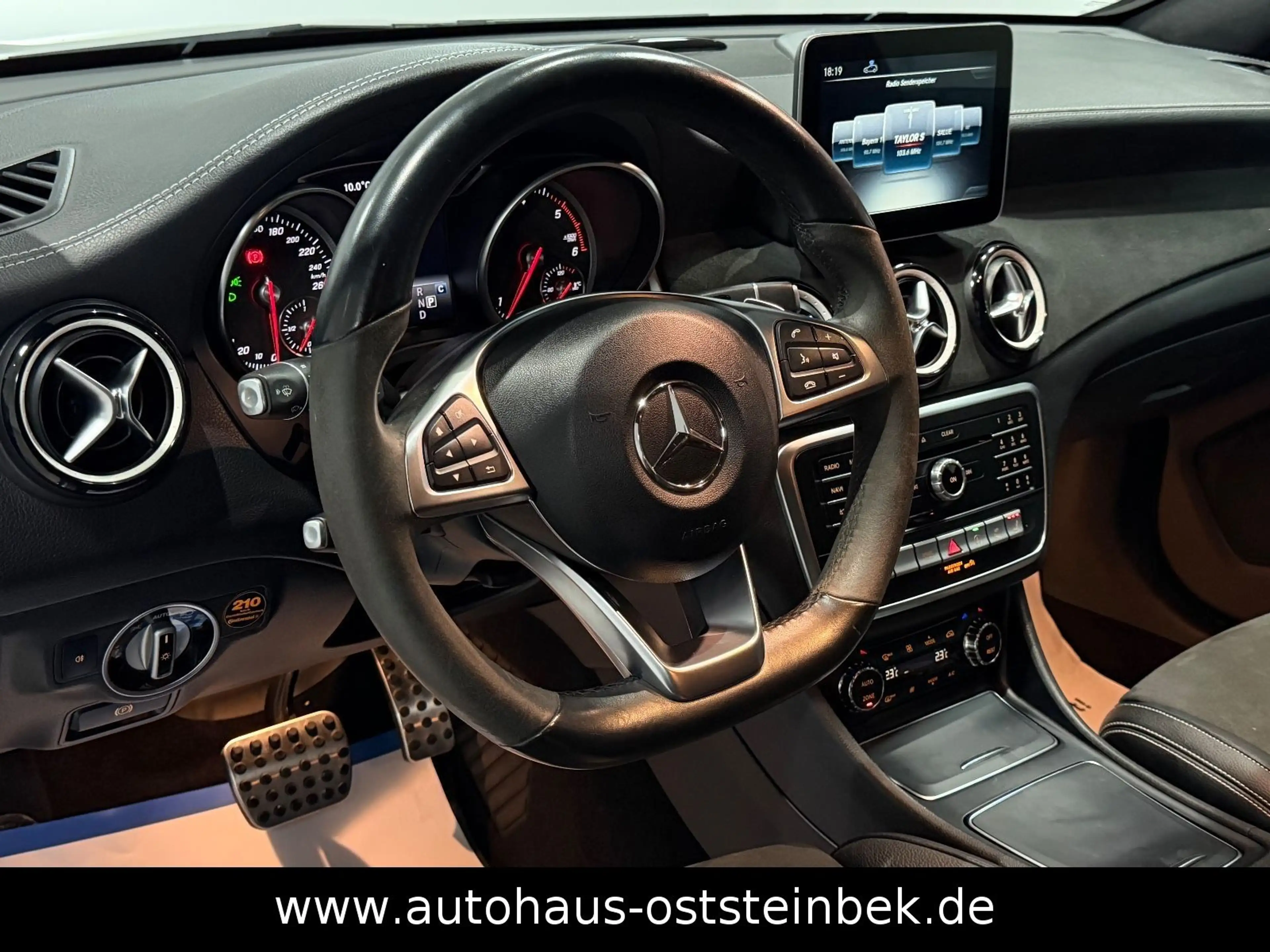 Mercedes-Benz CLA 220 CLA 220 d 4MATIC/AMG-LINE/NIGHT/PANO/KAMERA/LED/ — photo 10