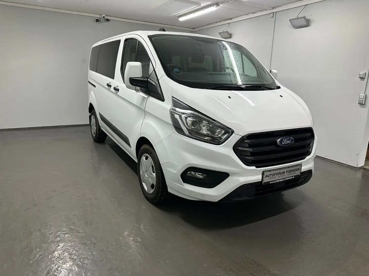 Ford Transit Custom 320 L1H1 9-SITZE*2xKLIMA*TEMPO*ZH Weiß - 2