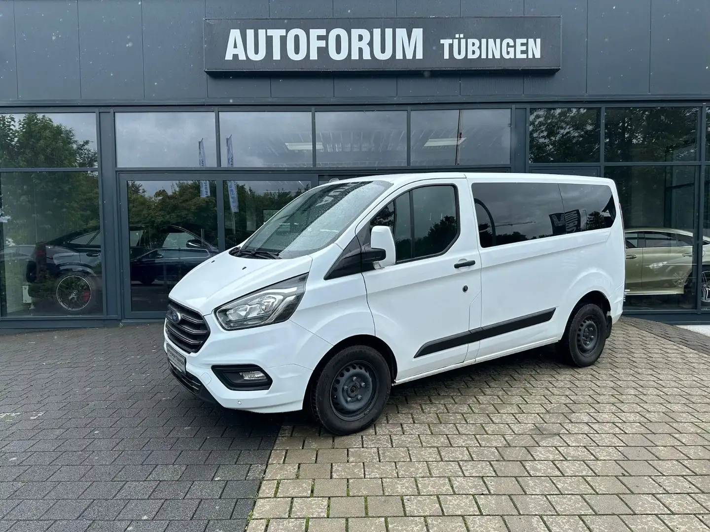 Ford Transit Custom 320 L1H1 9-SITZE*2xKLIMA*TEMPO*ZH Weiß - 1