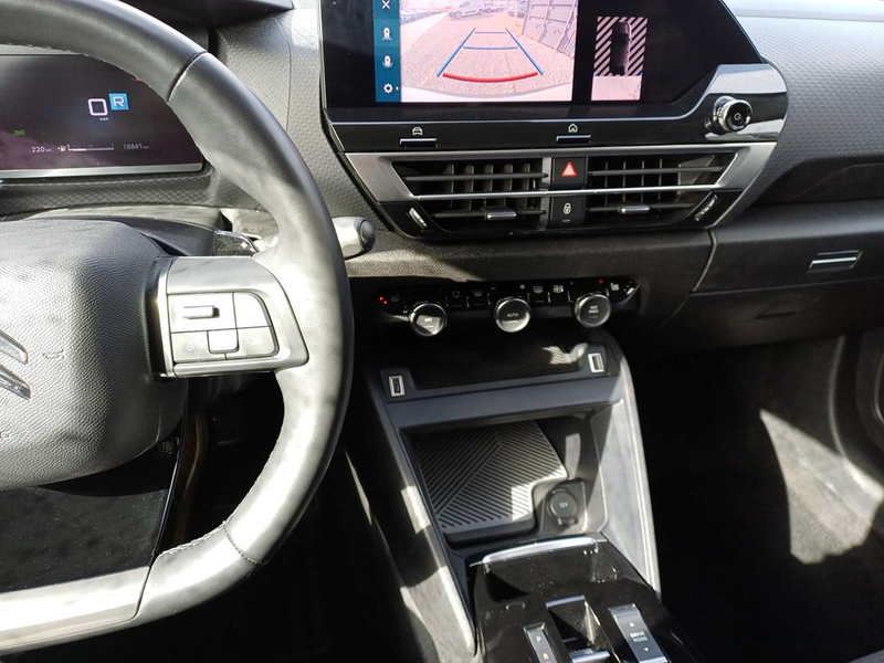Citroen C4 PureTech 130 S&S EAT8 Shine — photo 11