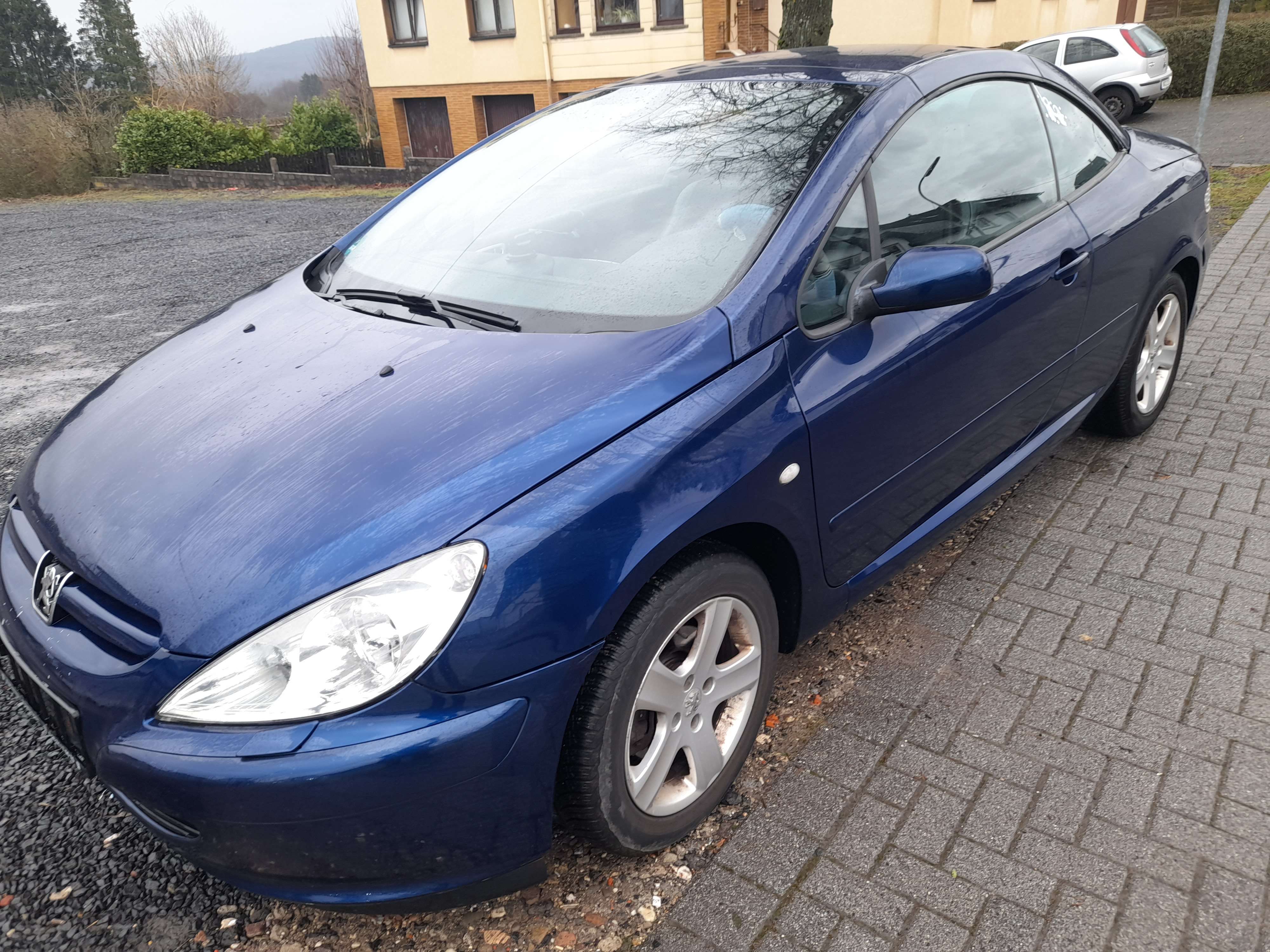 Second hand Peugeot 307 2.0