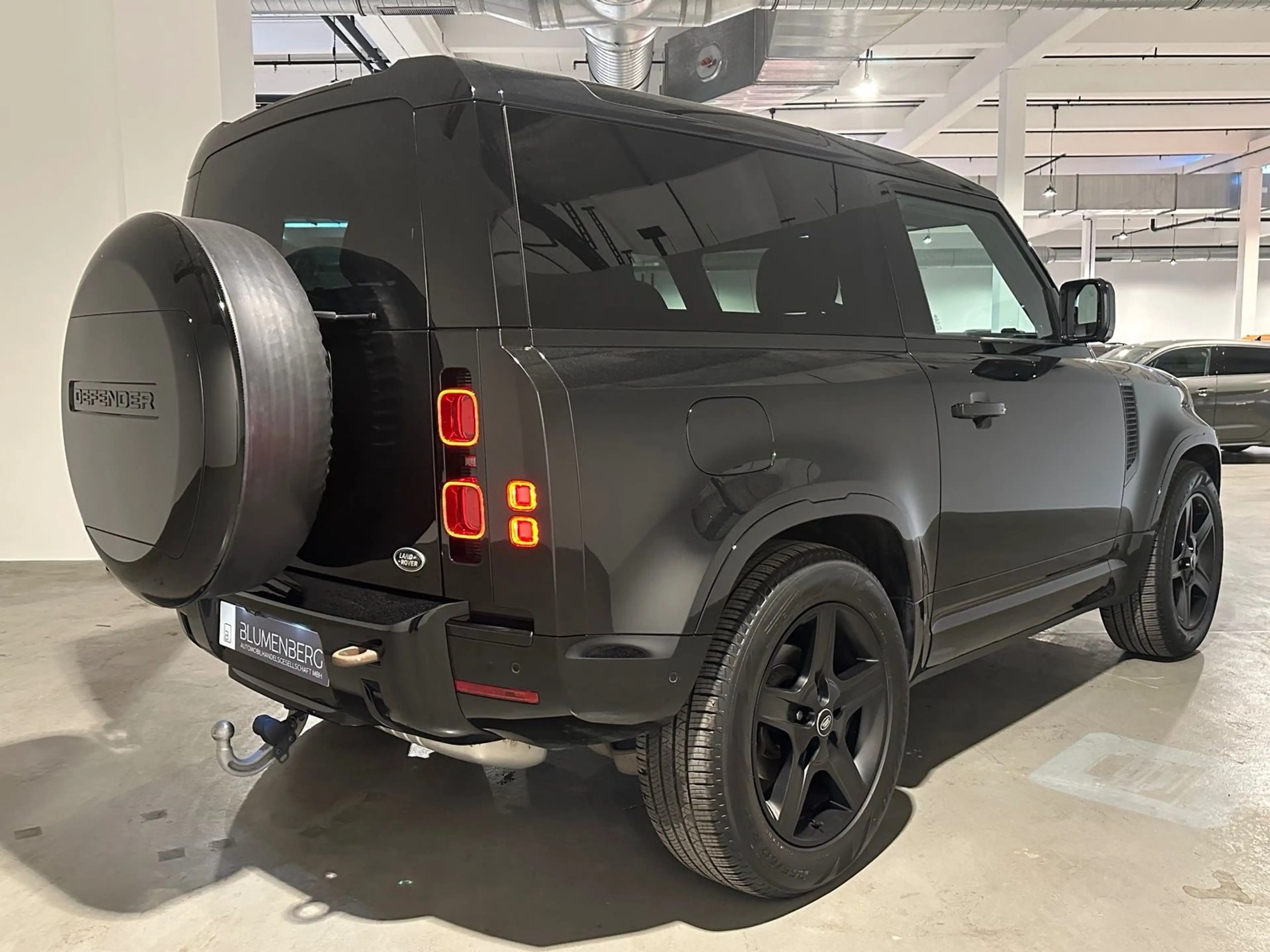 Land Rover Defender 90 D250  X-Dynamic SE*el. Faltdach,ACC* — photo 3