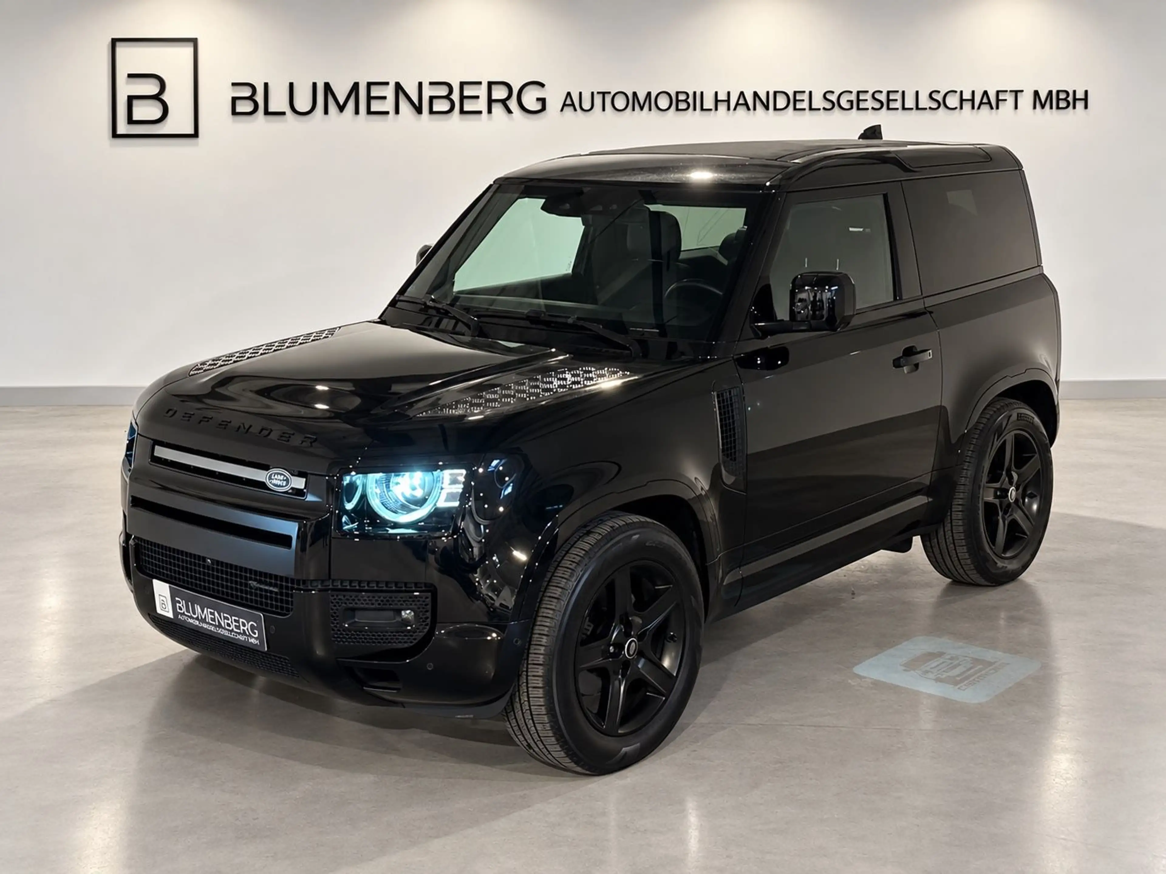 Land Rover Defender 90 D250  X-Dynamic SE*el. Faltdach,ACC* — photo 5