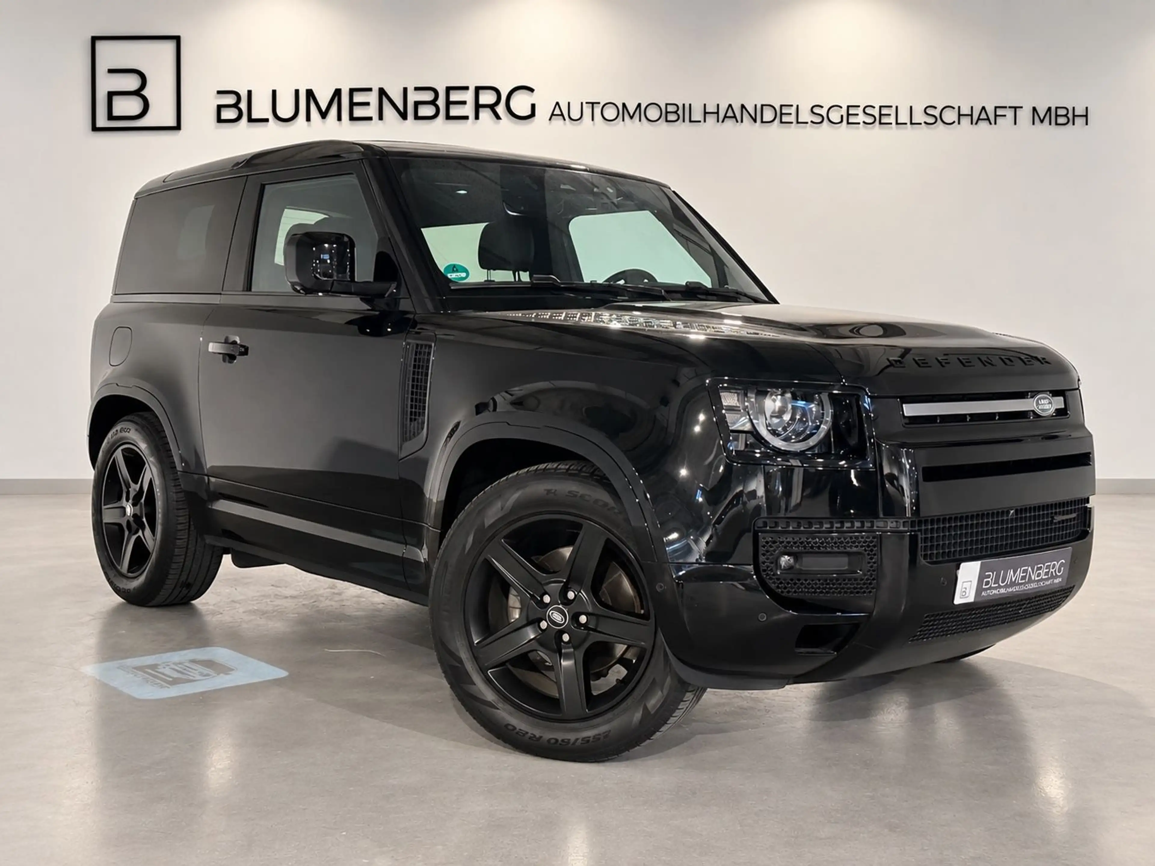 Land Rover Defender 90 D250  X-Dynamic SE*el. Faltdach,ACC* — photo 2
