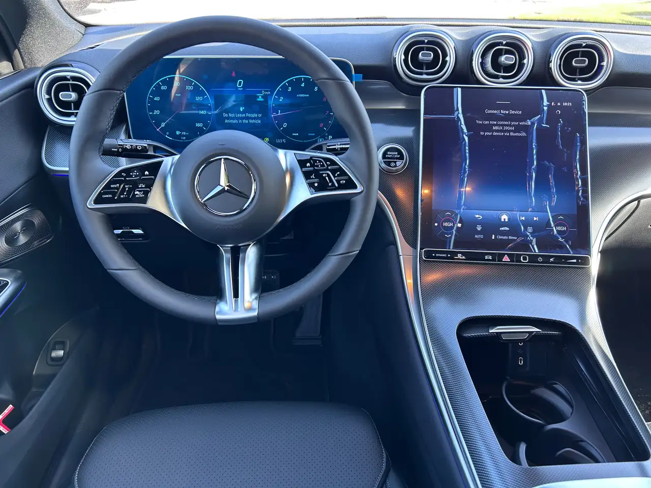 Mercedes-Benz GLC снимка Mercedes-Benz GLC