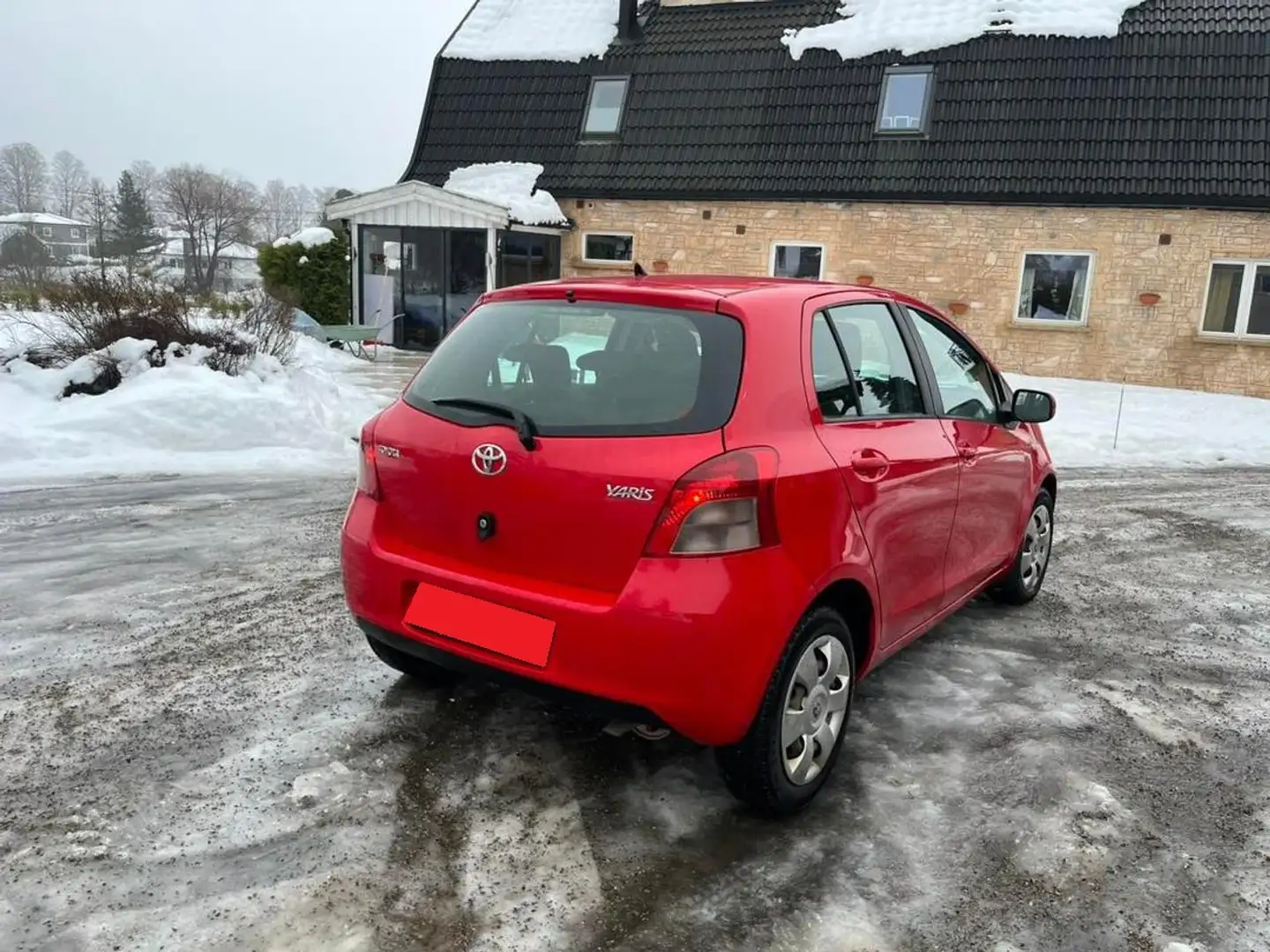 Toyota Yaris Yaris 1.3 - 87 VVT-i NaviMedia - 2