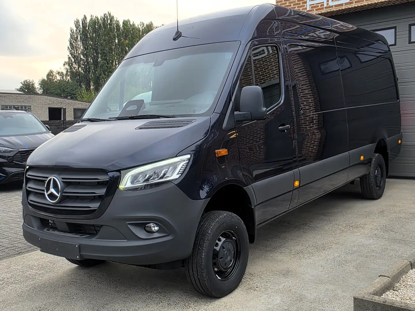 Mercedes-Benz Sprinter 319 4x4 - 57.990EX - L3H2 - NIEUW MODEL 2025 - 0KM Blauw - 2