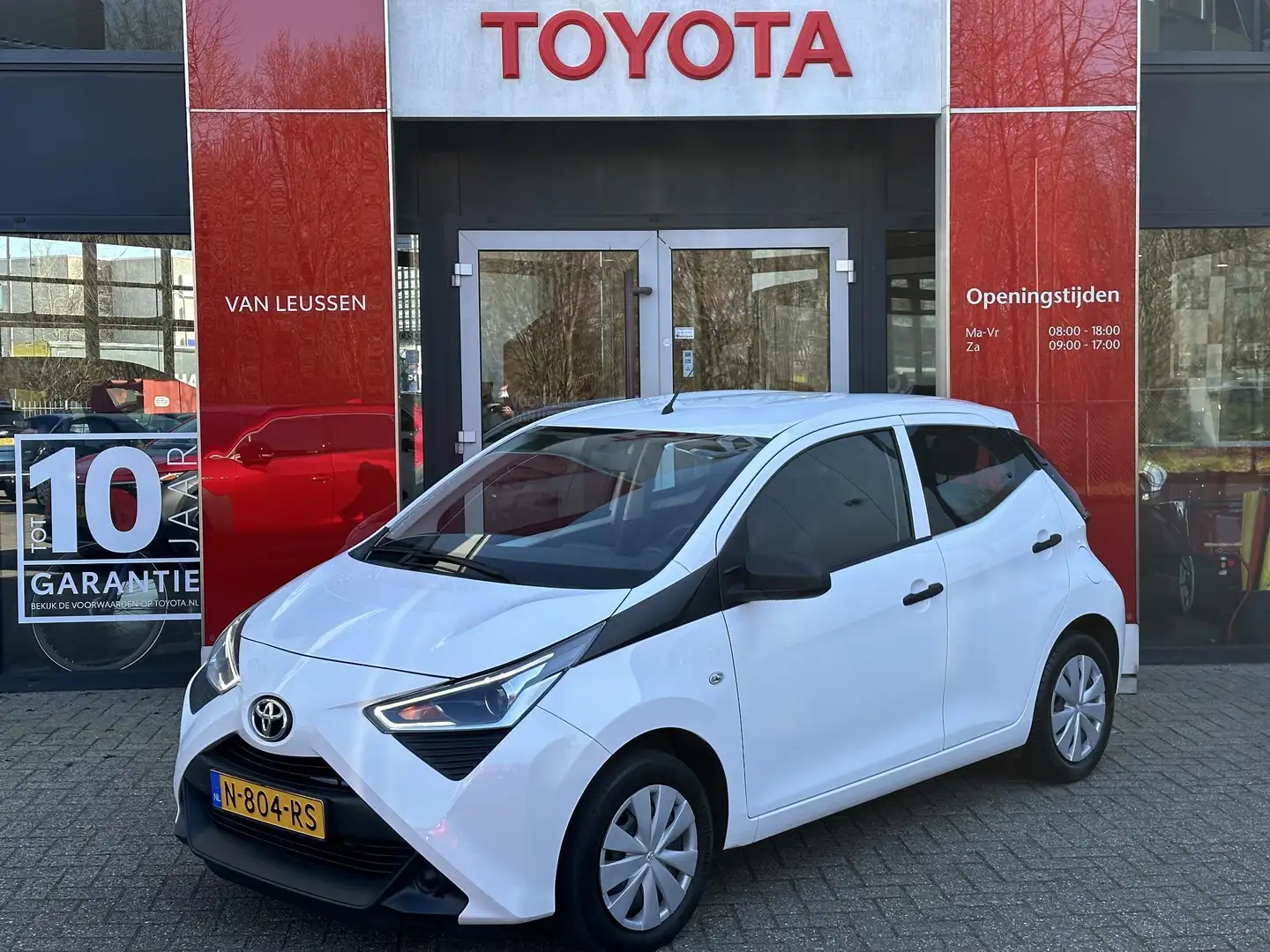 Toyota Aygo X AIRCONDITIONING ACHTERBANK NEERKLAPBAAR LED-DAGRIJ Blanco - 1