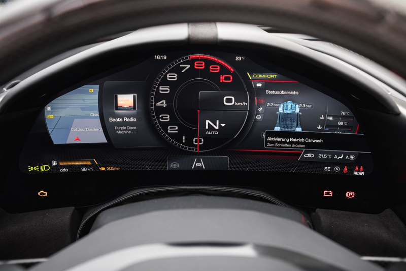Ferrari Roma Spider — photo 10