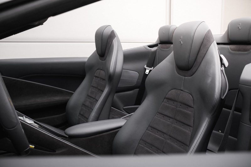 Ferrari Roma Spider — photo 12