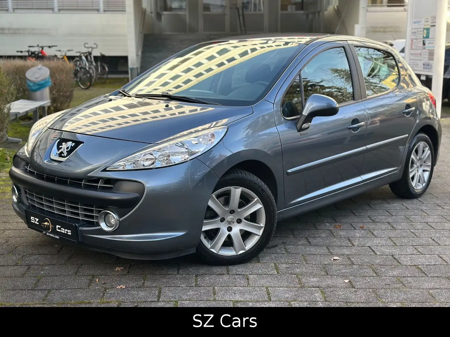 Peugeot 207 Sport+ AUTOMATIk*TÜV* Grau - 1
