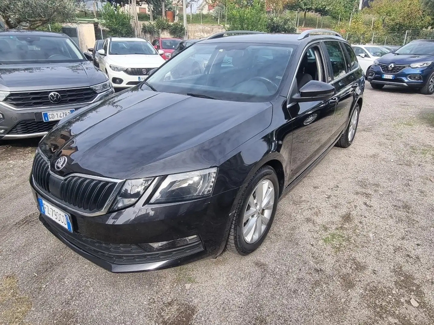 Skoda Octavia 1.5 DSG Wagon Style G-Tec Nero - 2