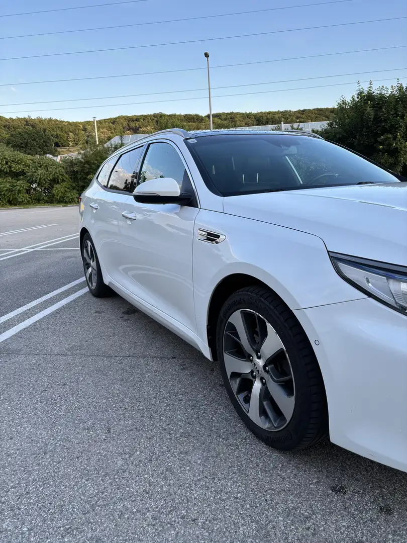 Kia Optima Wagon 1,7 CRDi ISG GT-Line DCT Белый - 2