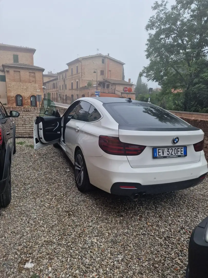 BMW 320 320d Gran Turismo Sport - 1
