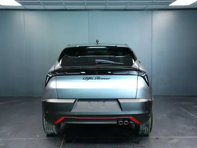 Alfa Romeo Junior view 6
