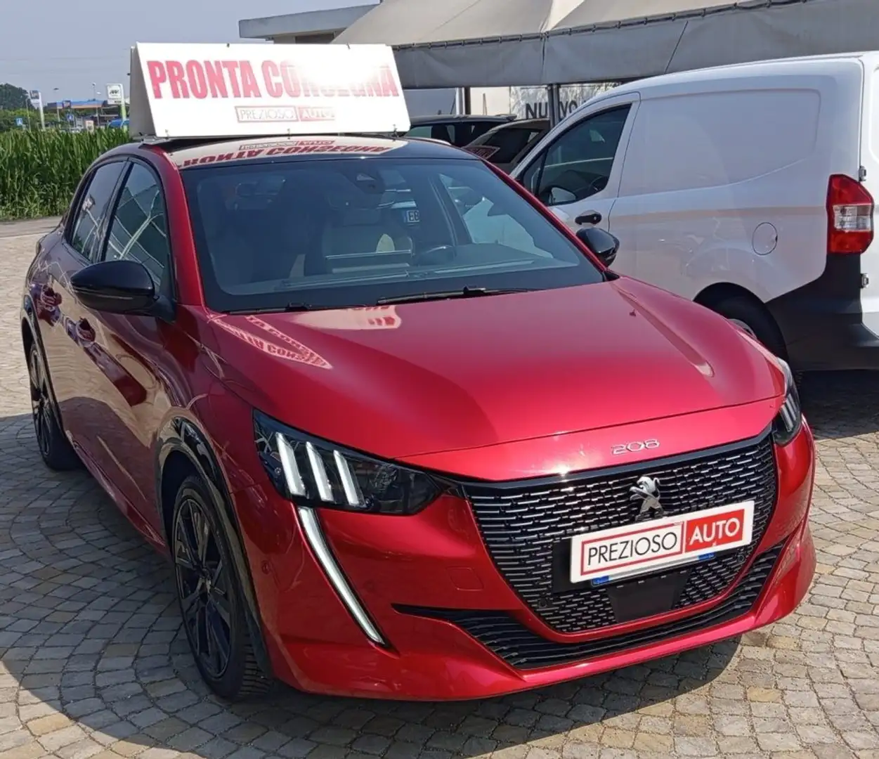 Peugeot 208 PureTech 100 Stop&Start 5 porte GT Rood - 1