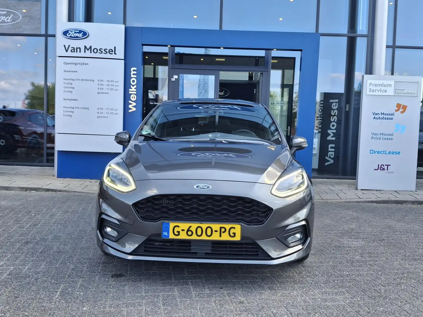 Ford Fiesta 1.0 EcoBoost ST-Line | Winterpack | Cruise | Navi Grijs - 2