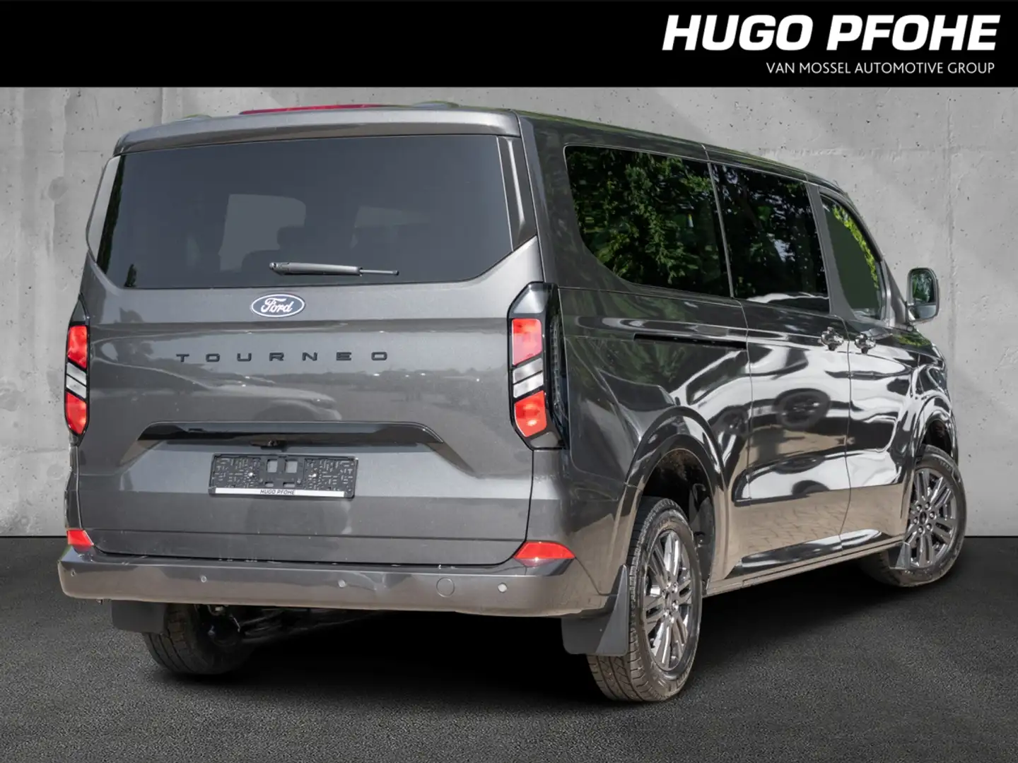 Ford Tourneo Custom 2.0 EcoBlue 320 L2 Titanium FWD Grijs - 2