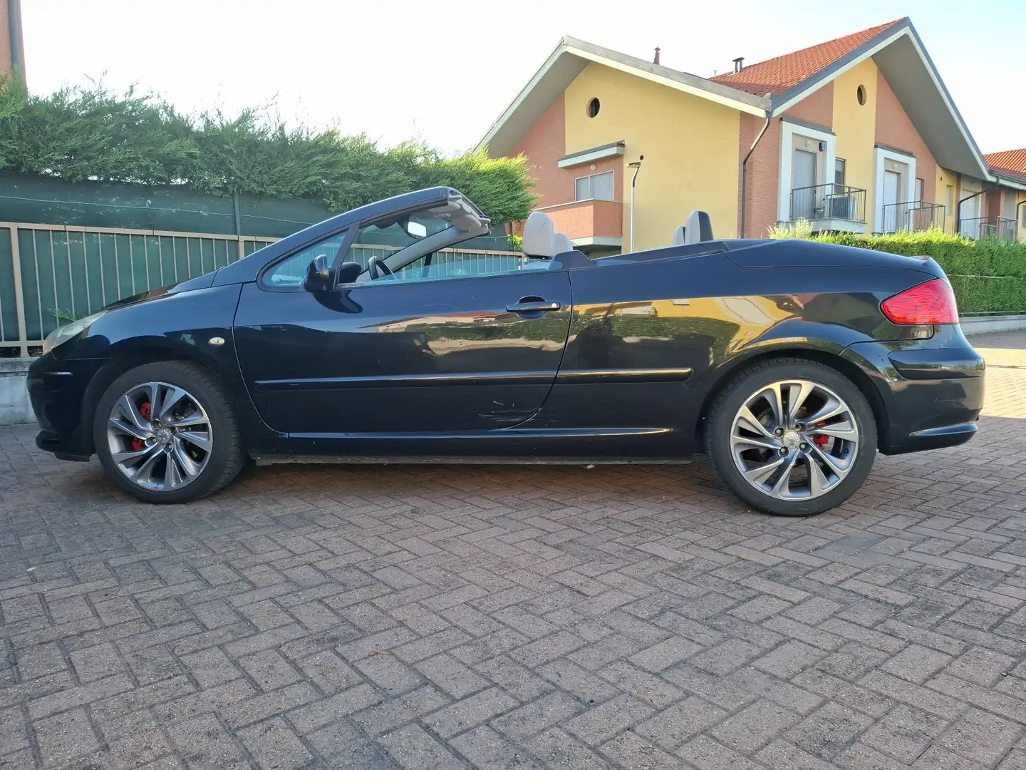 Peugeot 307 CC 2.0 hdi 16v Feline fap - 1