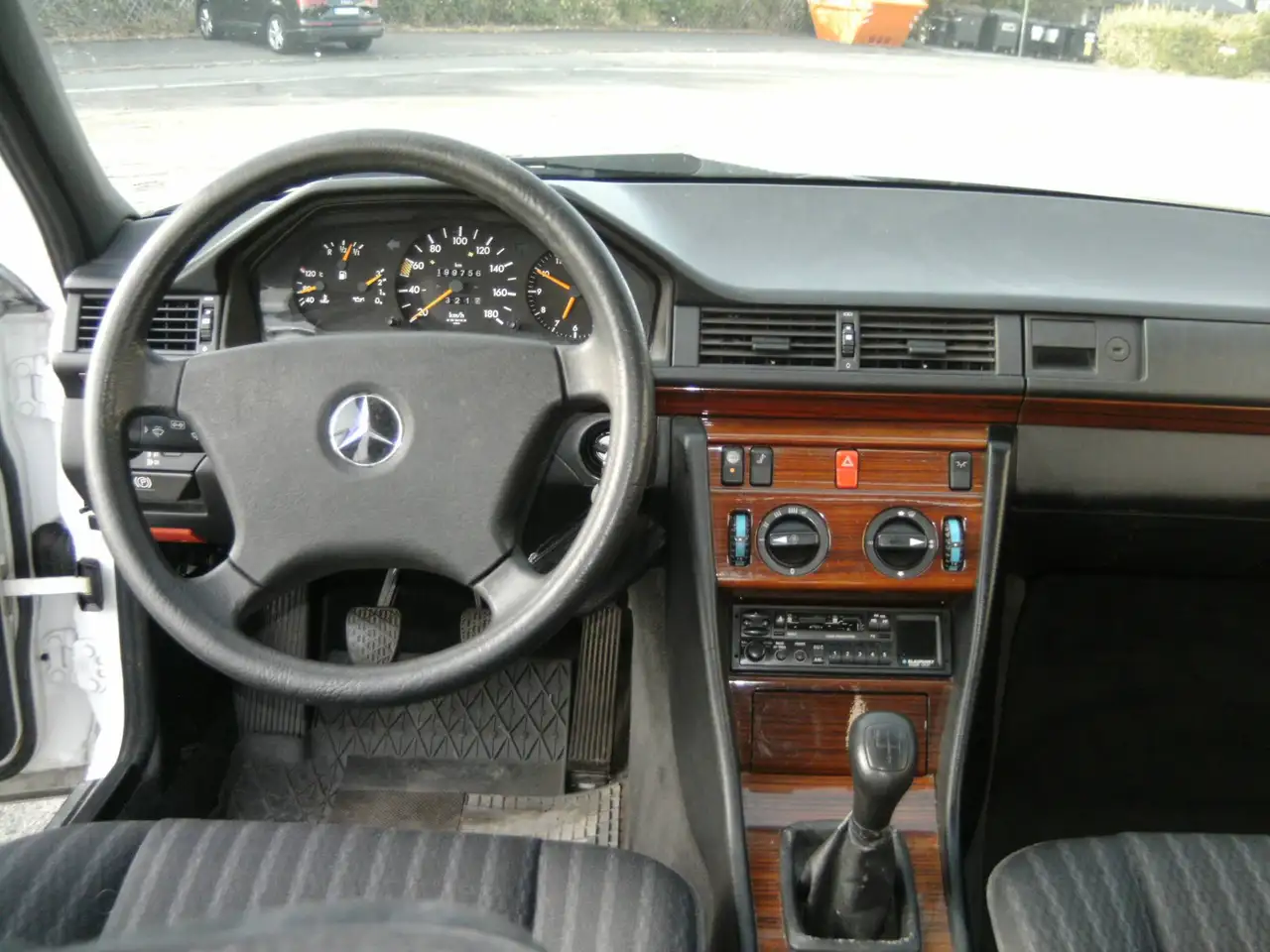 Mercedes-Benz E 200 E-Klasse D, W124, foto 12