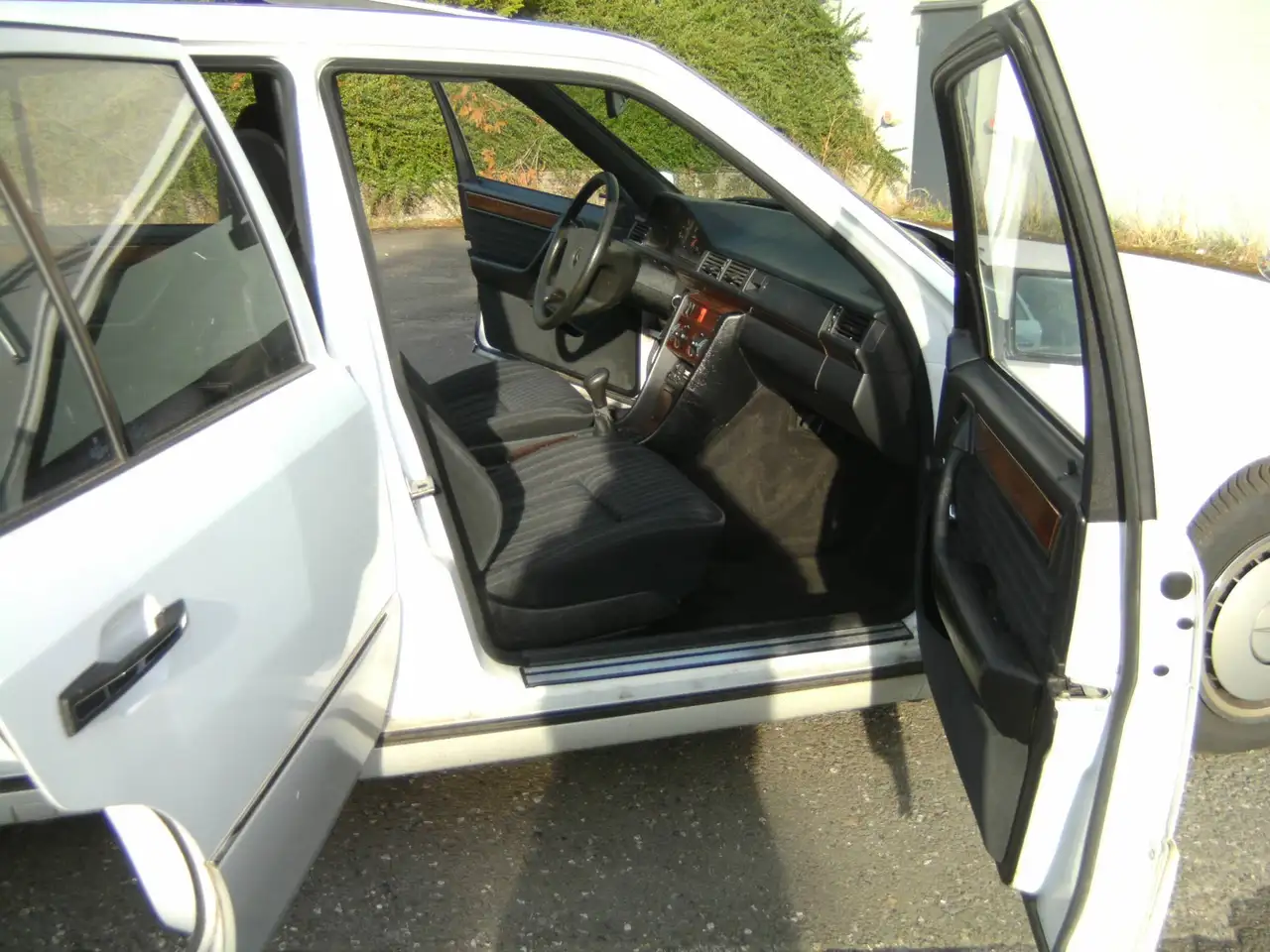 Mercedes-Benz E 200 E-Klasse D, W124, foto 4