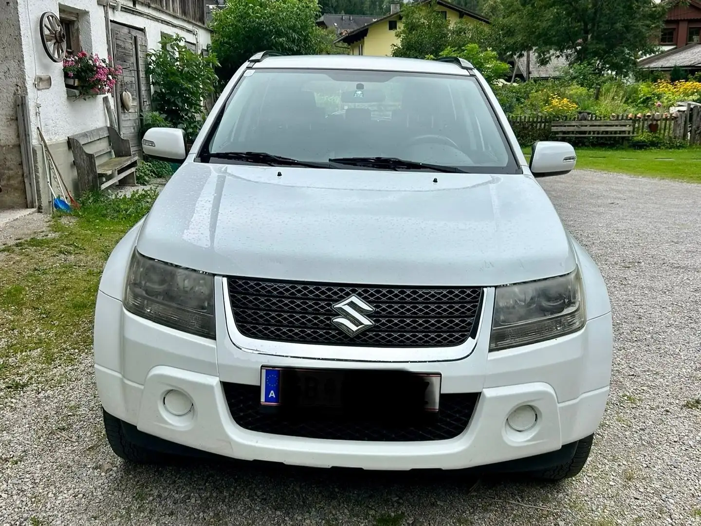 Suzuki Grand Vitara DDiS Blanc - 1