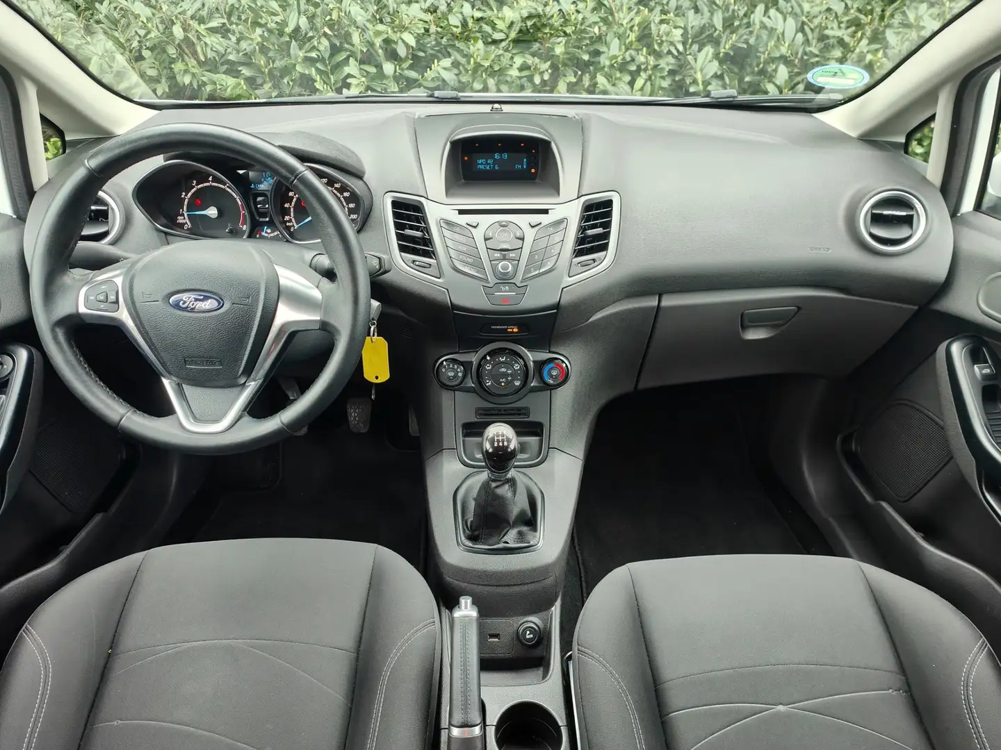 Ford Fiesta 1.0 Titanium Voorruit+Stoelverw. Navigatie 80-Pk Bianco - 2