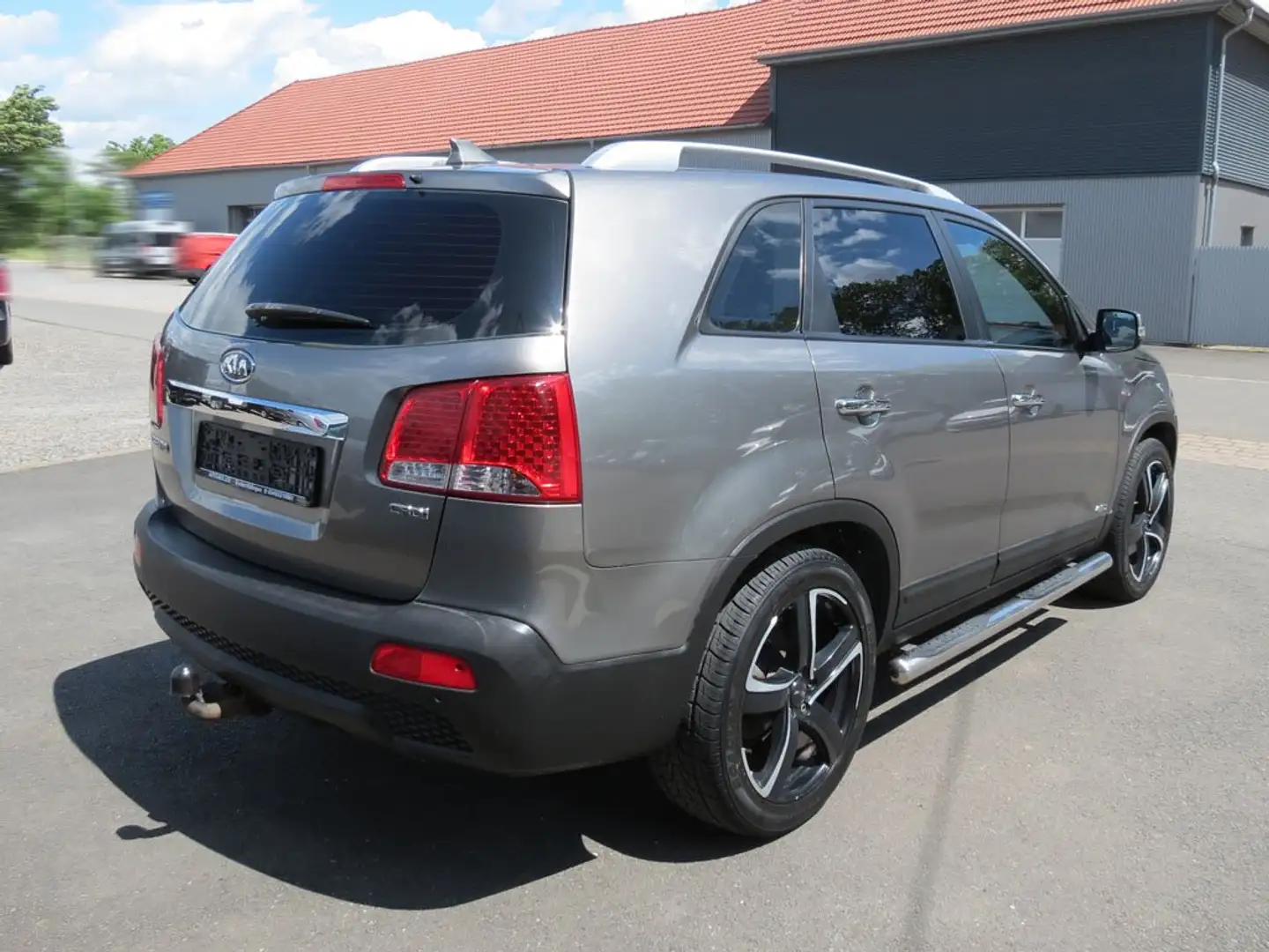 Kia Sorento Vision 4WD AHK Klima 20-Zoll-LMF Grau - 2