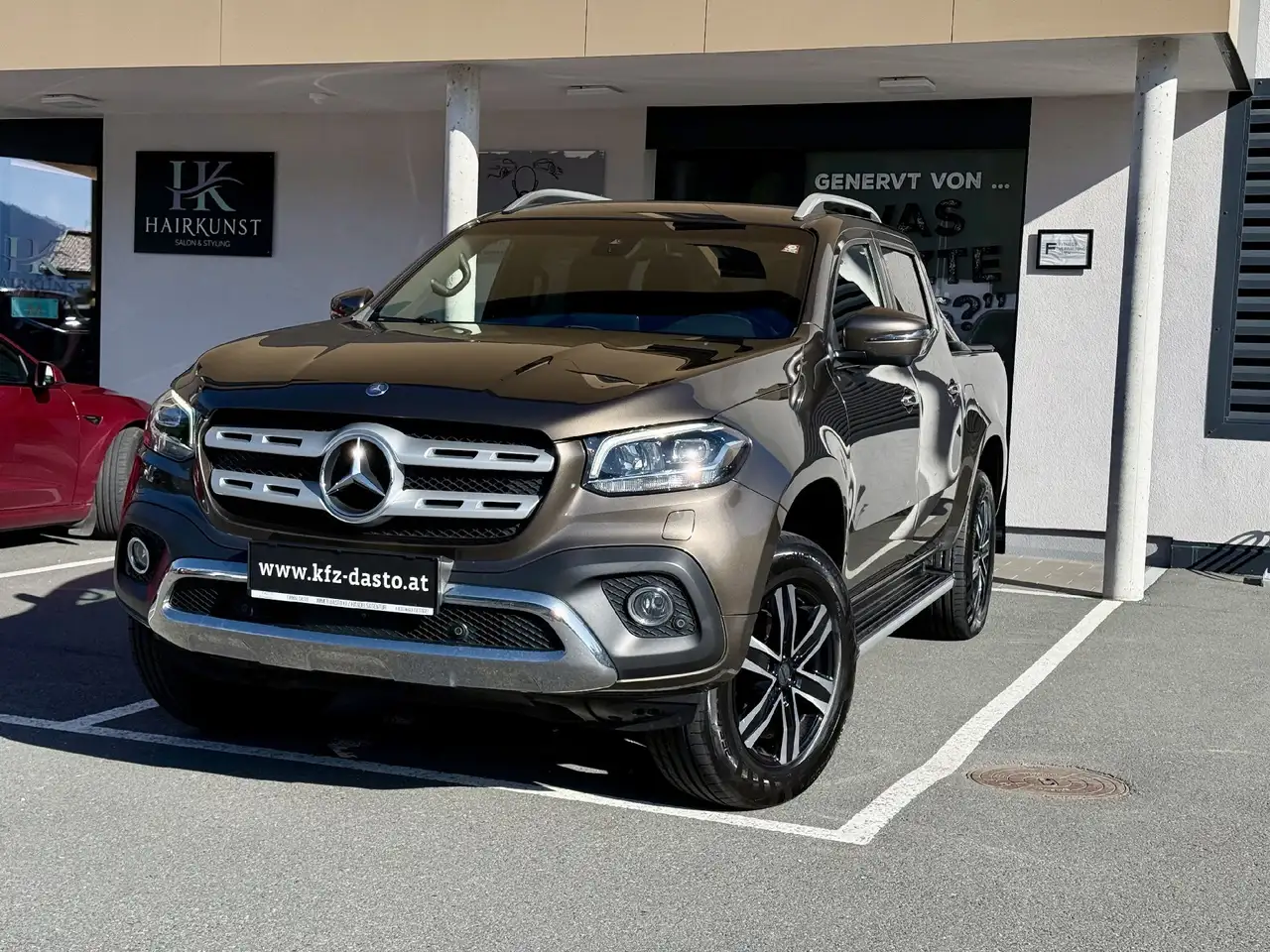 Mercedes-Benz X 250
