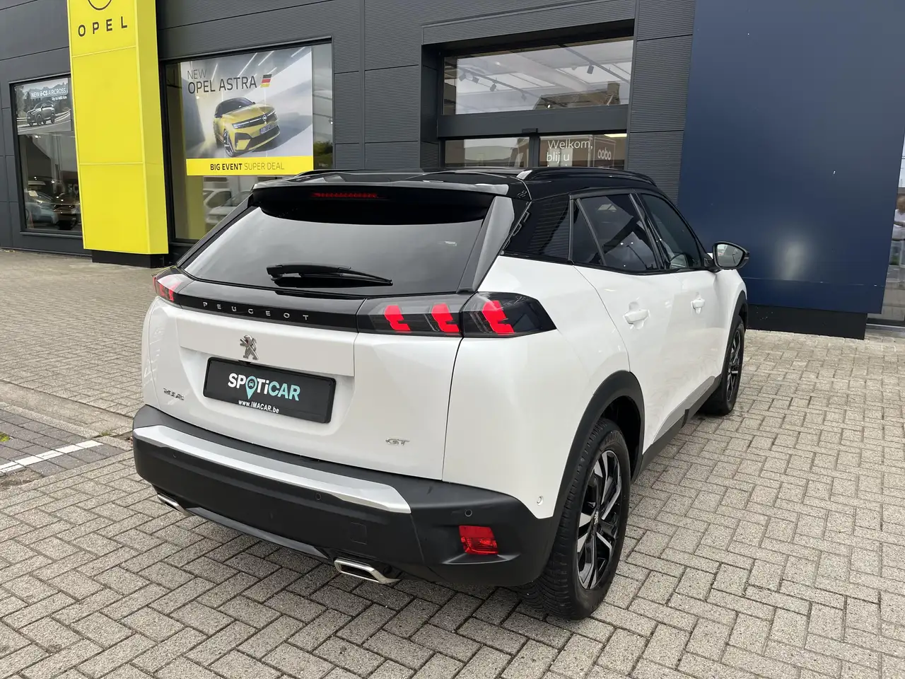 Peugeot 2008 GT 1.2i EAT8 155pk, миниатюра 5
