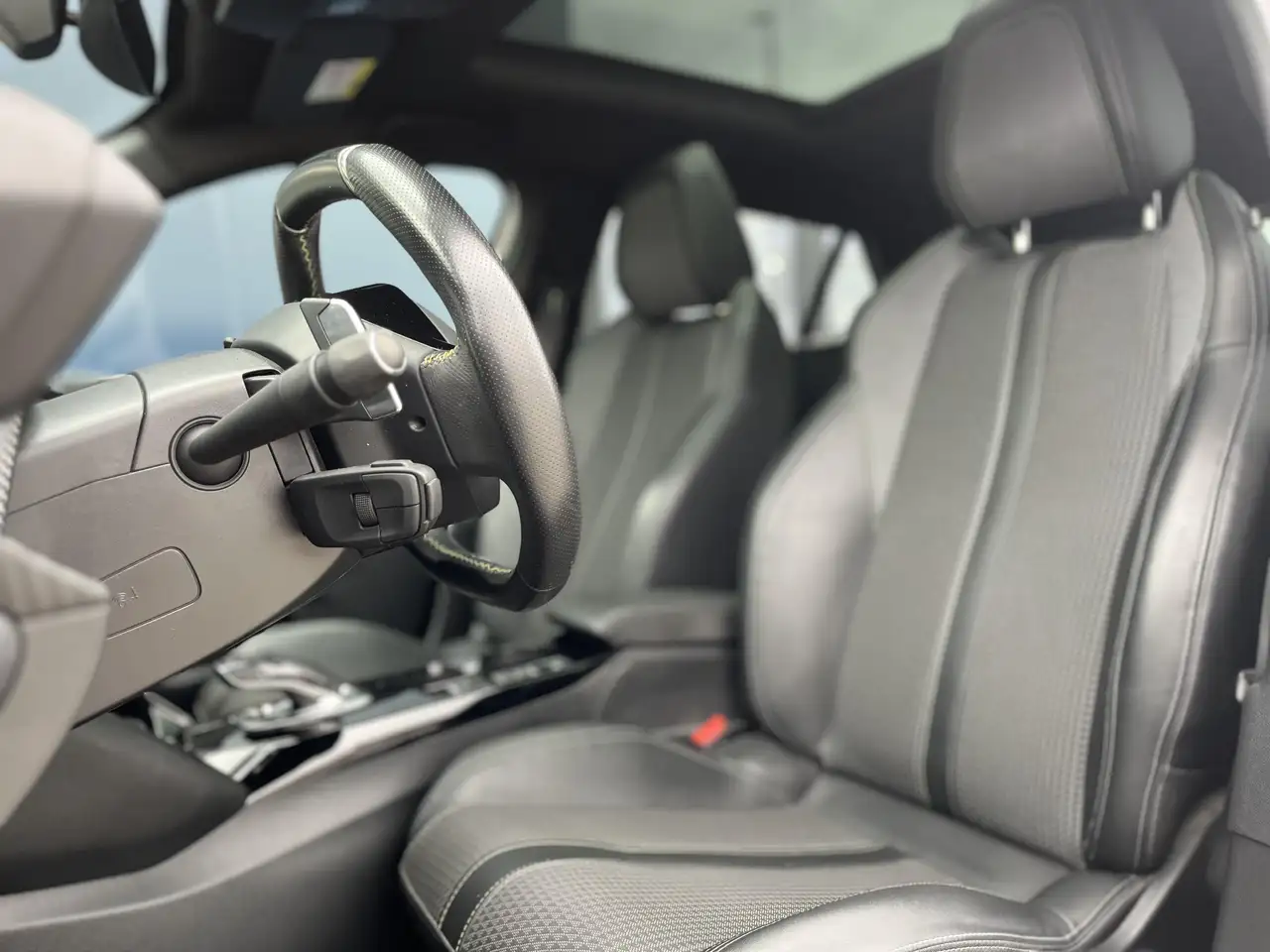 Peugeot 2008 GT 1.2i EAT8 155pk, миниатюра 15