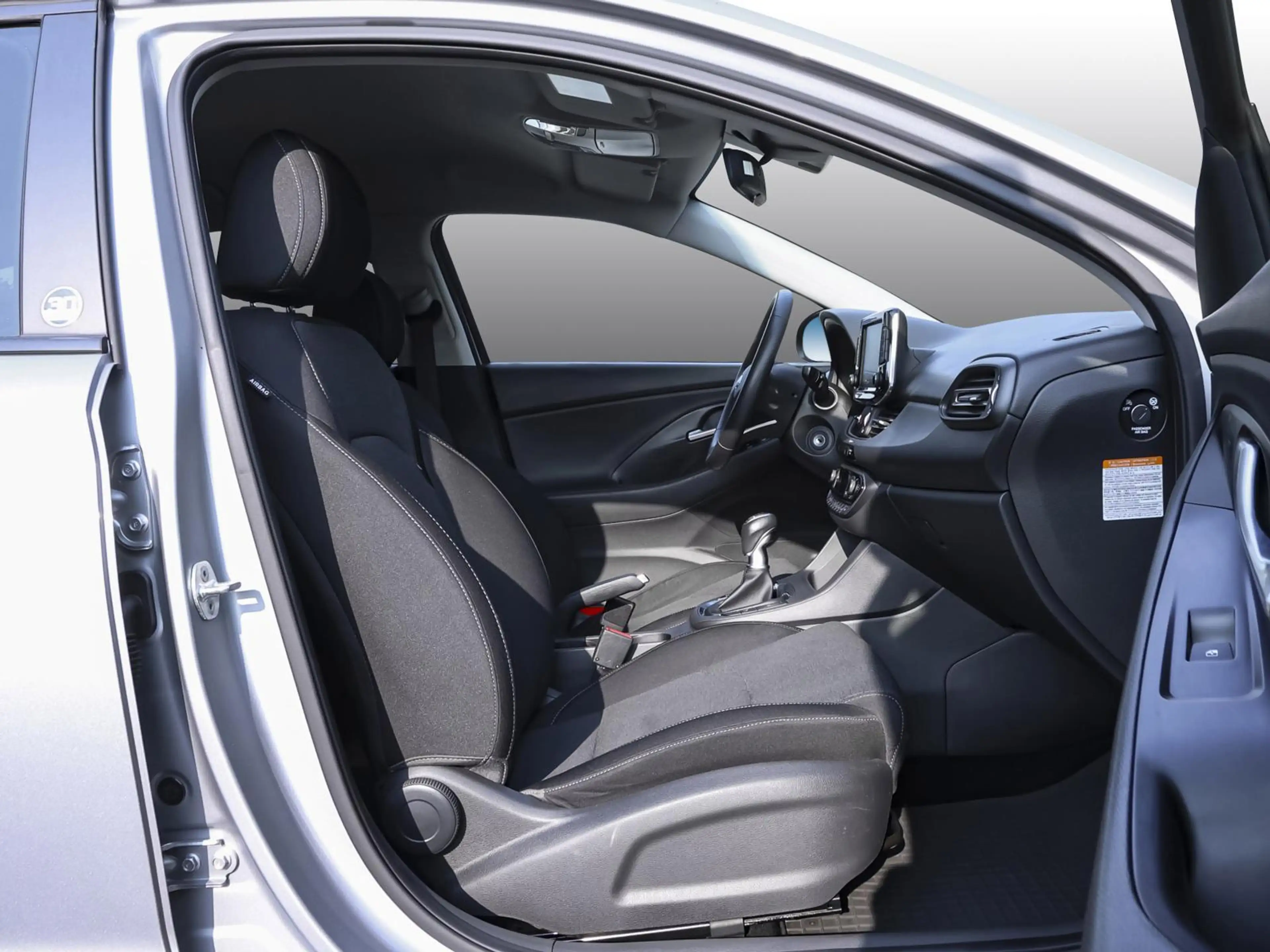 Hyundai i30 PDC KAMERA ALLWETTER — photo 3