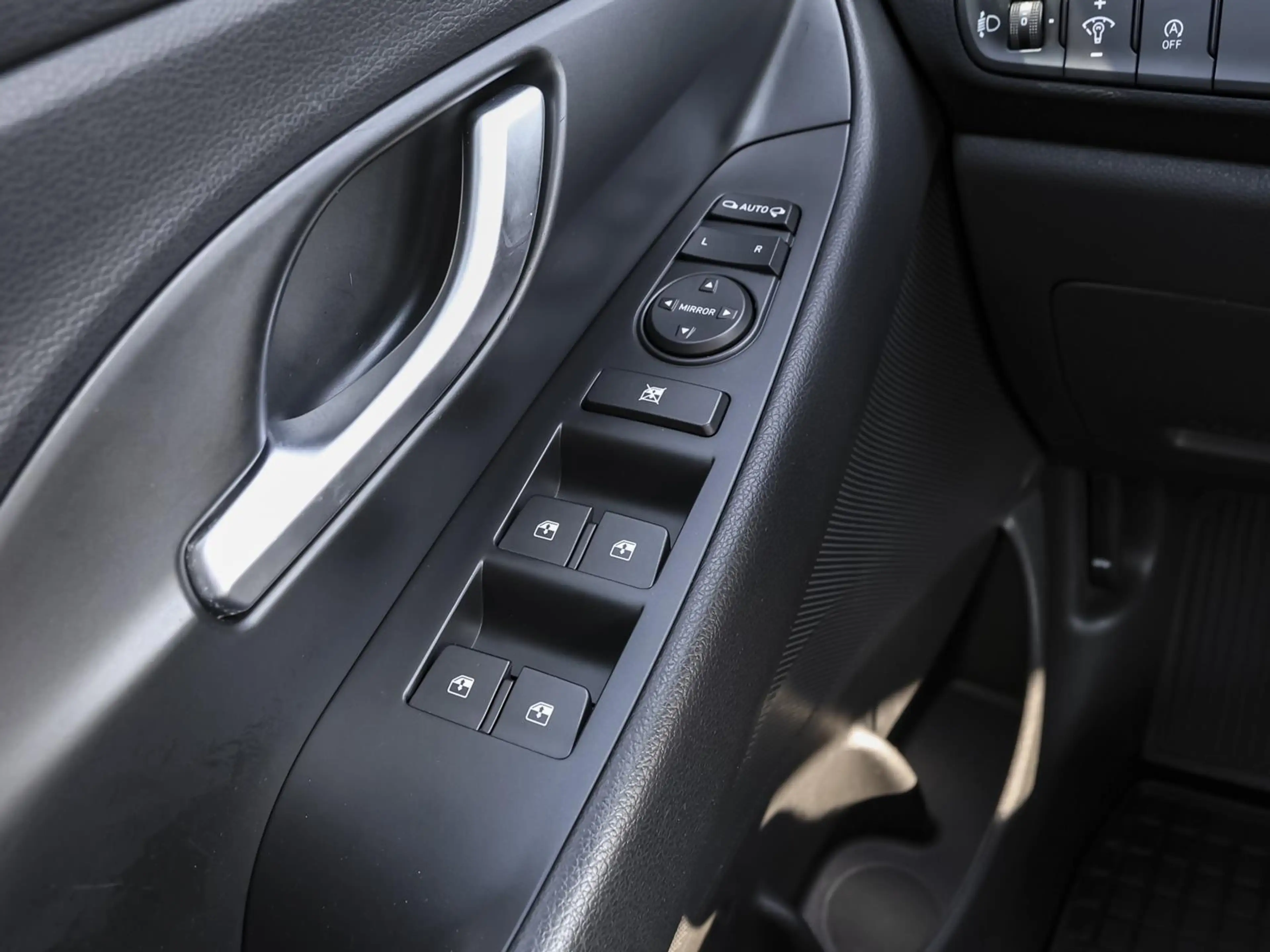 Hyundai i30 PDC KAMERA ALLWETTER — photo 15