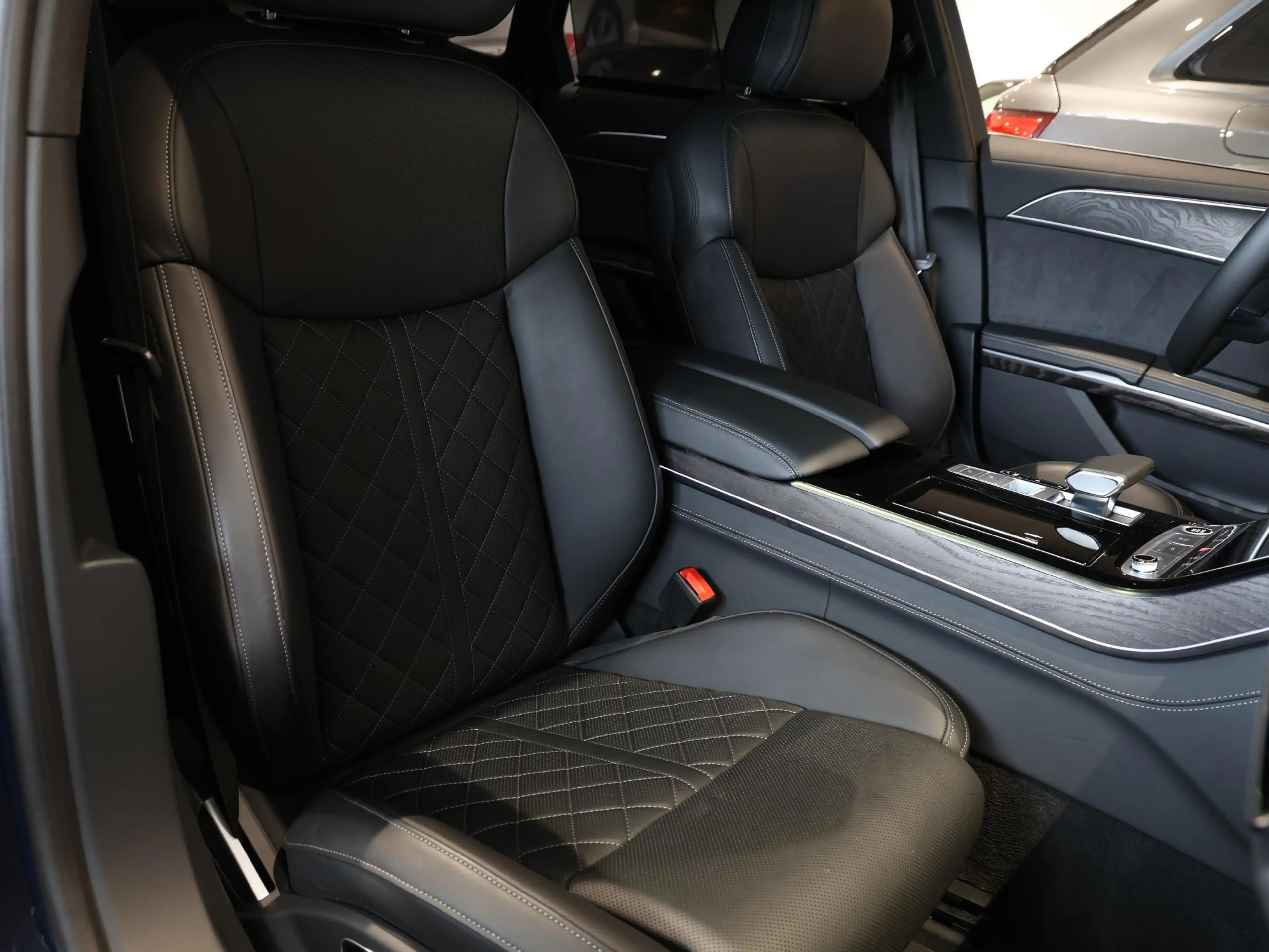Audi A8 60 TFSI e quattro | HD matrix led | Pano | Leder V — photo 8