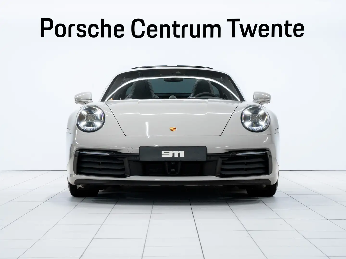 Porsche 992 Targa 4S Grau - 2
