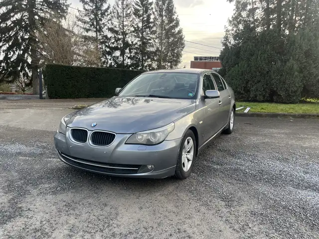 BMW 520 520 d**XENON**CLIM**CRUISE**SIEGE ELECTRIQUE**