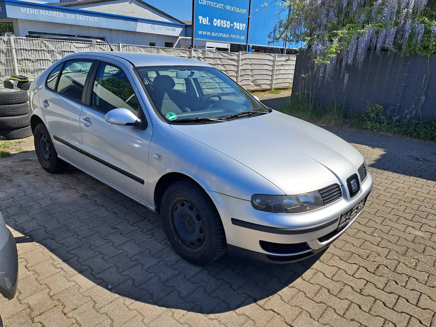 SEAT Leon * Tüv 10/2026 - Klimaanlage * Silber - 1