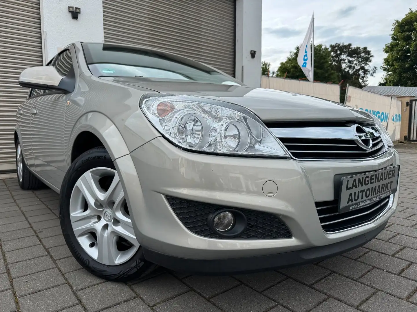 Opel Astra H Lim. Edition-Klimaaut"8 fach"AUX"Top Zus Gold - 1