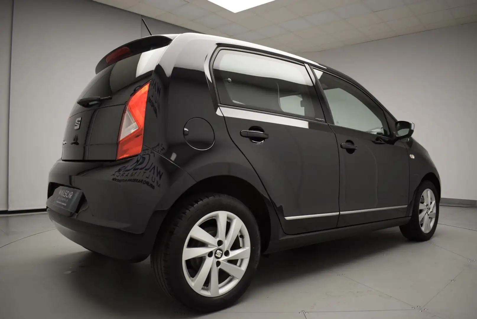 SEAT Mii 1.0 75 By Mango Fekete - 2