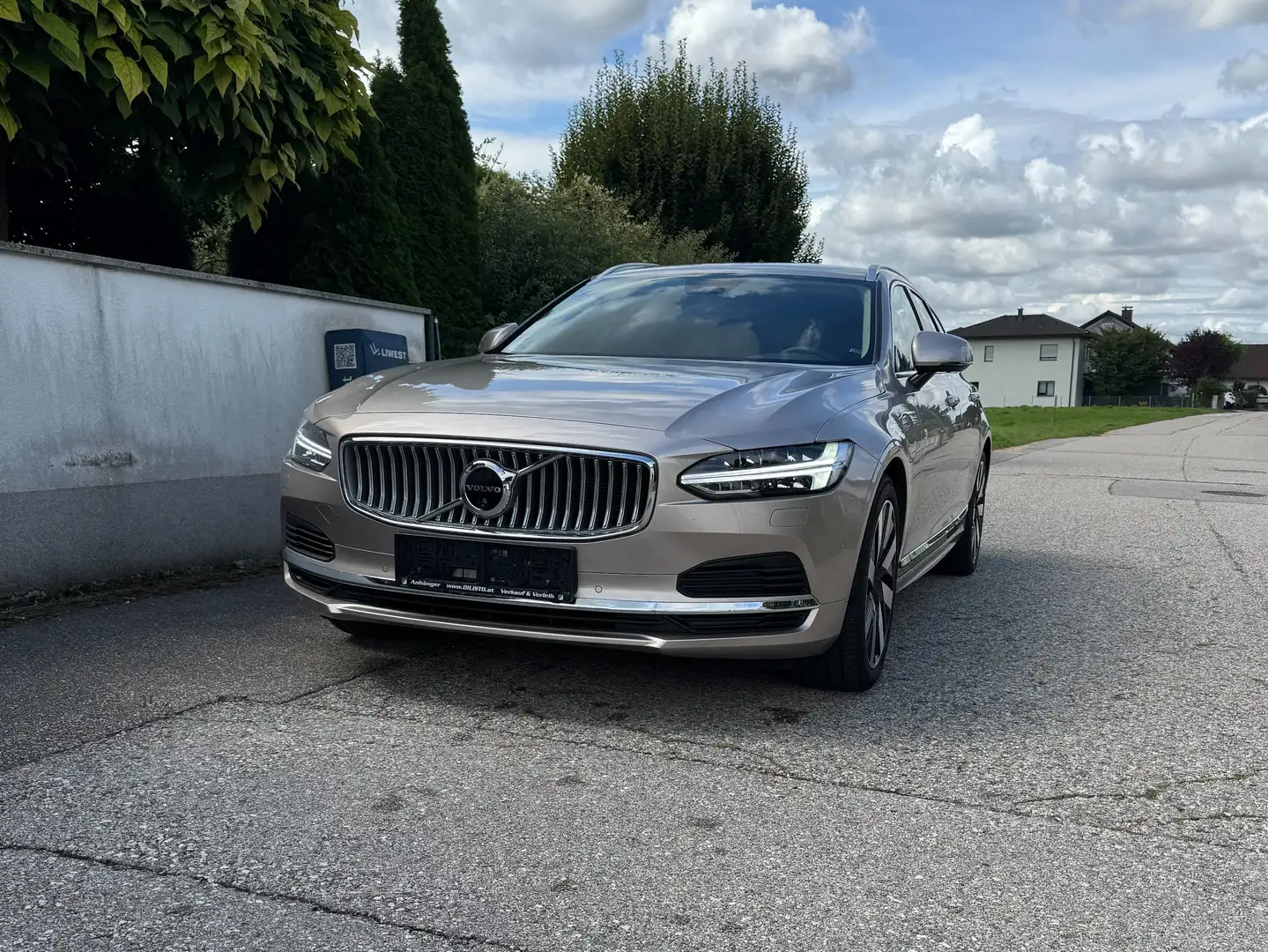Volvo V90 V90 T6 AWD Recharge PHEV Ultra Bright Ultra Bright Grau - 1