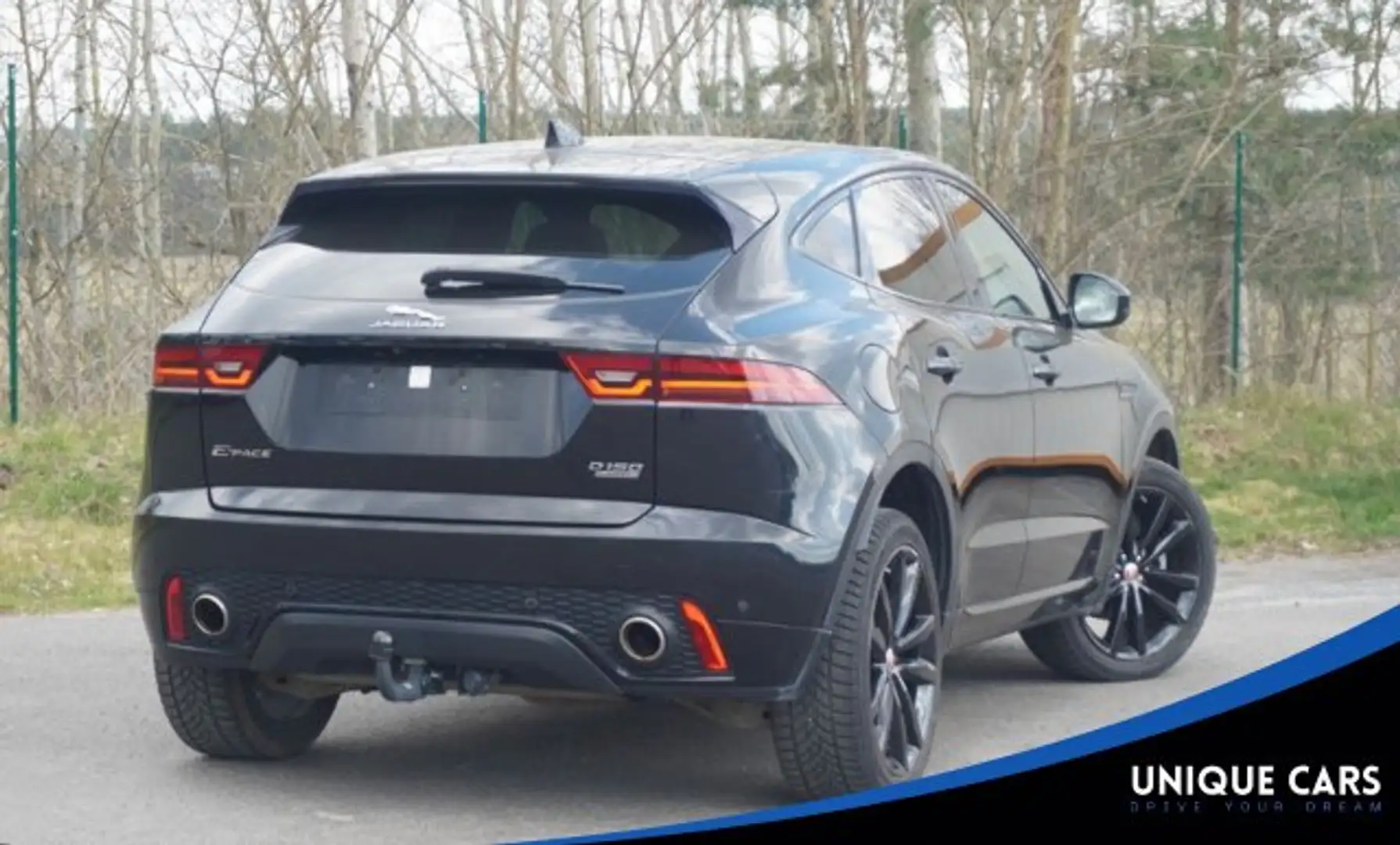 Jaguar E-Pace 2.0d i4 R-Dynamic S awd 150cv auto my19 Nero - 2